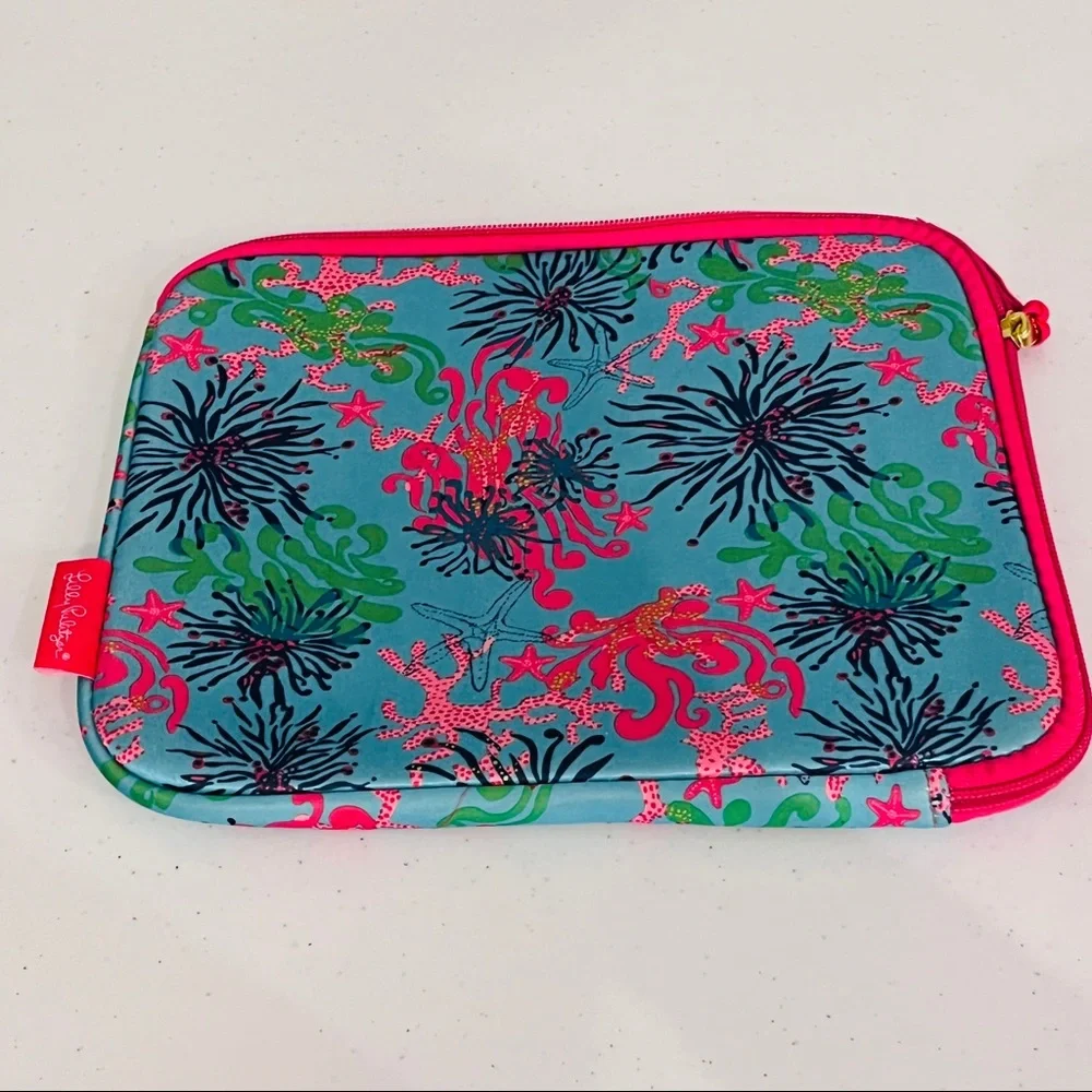 Lilly Pulitzer Tech Sleeve